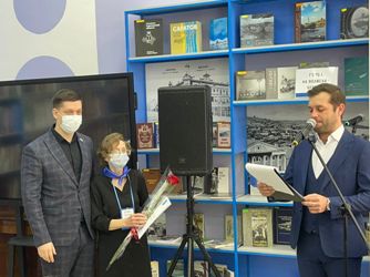 Александр Бондаренко принял участие в открытии модельной библиотеки 